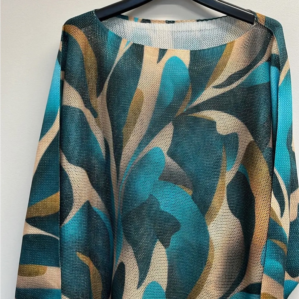 Abstract Teal & Beige Printed Knit Top
